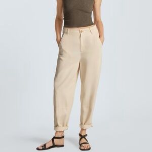 Everlane The Chino in Buttersoft 2